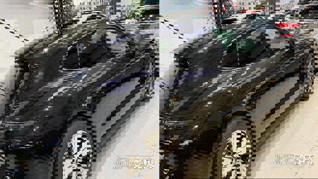 Porsche Taycan Cross Turismo de 2023