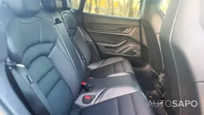 Porsche Taycan Cross Turismo de 2023