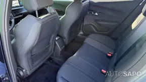 Peugeot e-2008 GT de 2022