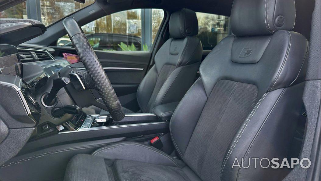 Audi e-tron 55 quattro S line de 2020