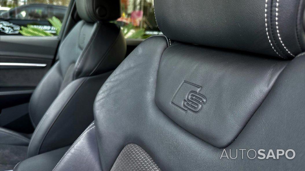 Audi e-tron 55 quattro S line de 2020