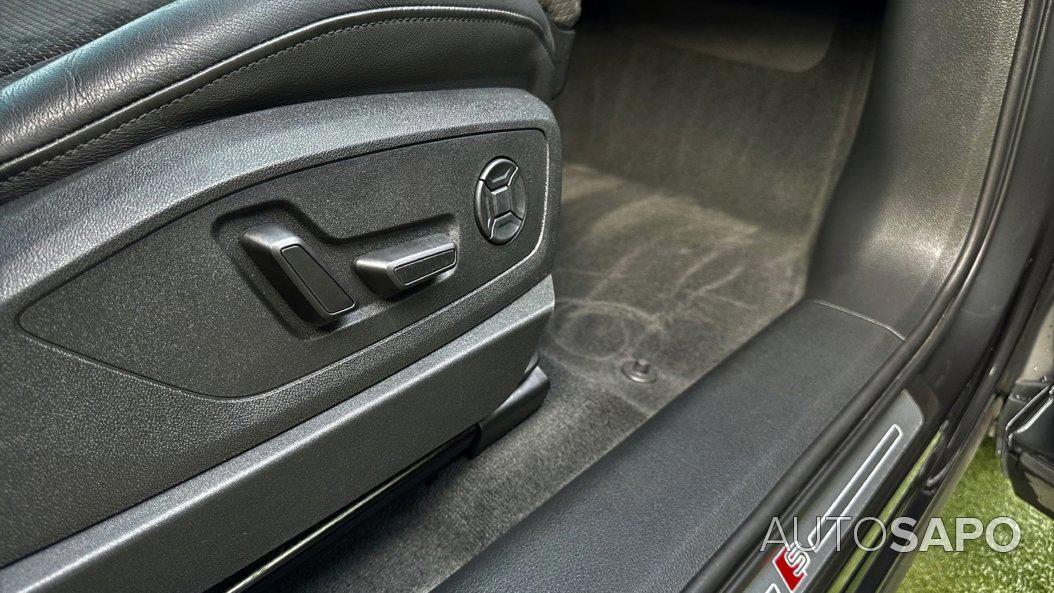 Audi e-tron 55 quattro S line de 2020