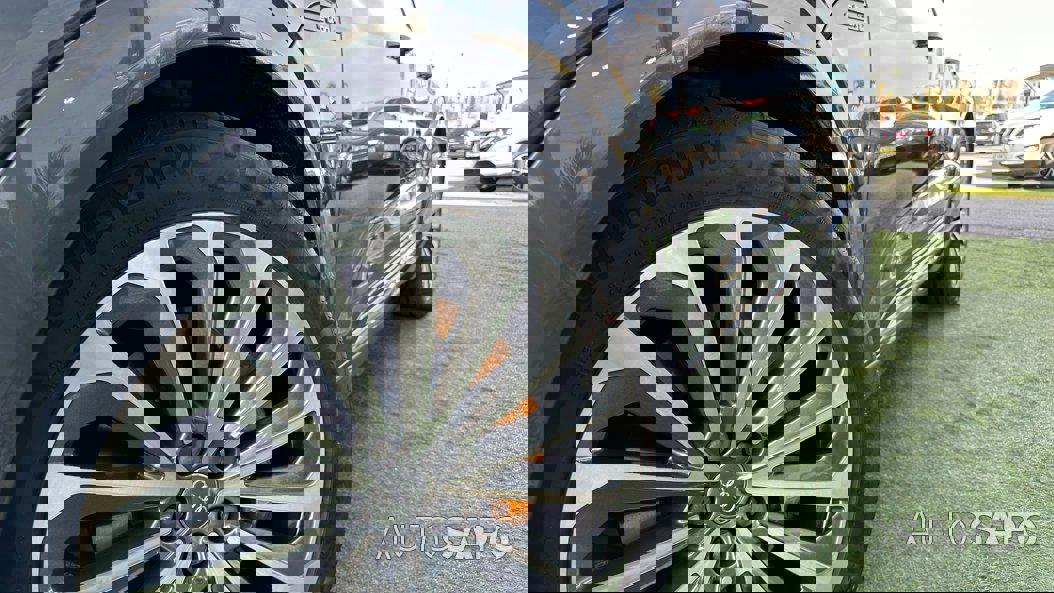 Audi e-tron 55 quattro S line de 2020