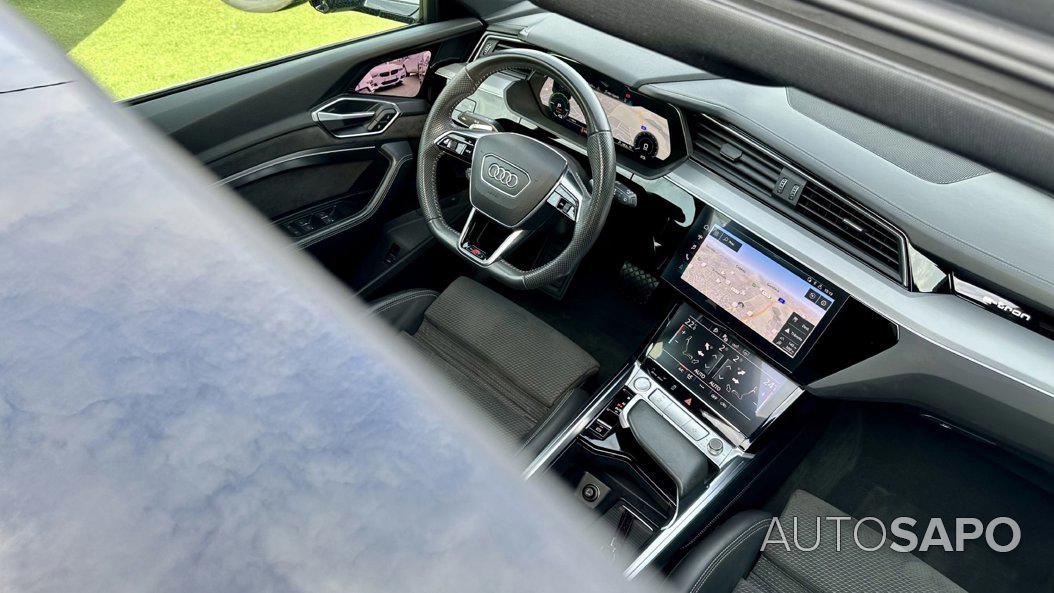 Audi e-tron 55 quattro S line de 2020