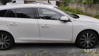 Volvo V60 D6 AWD Plug-in Hybrid 2.4 Momentum de 2018