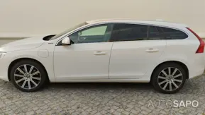 Volvo V60 D6 AWD Plug-in Hybrid 2.4 Momentum de 2018