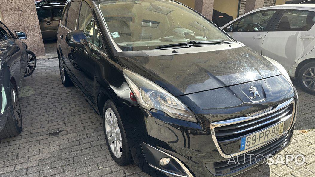 Peugeot 5008 2.0 HDi 7L Allure J17 de 2015