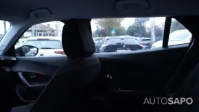 Peugeot 2008 1.2 PureTech Active de 2021