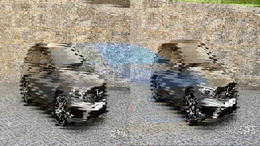Mercedes-Benz Classe CLA de 2015