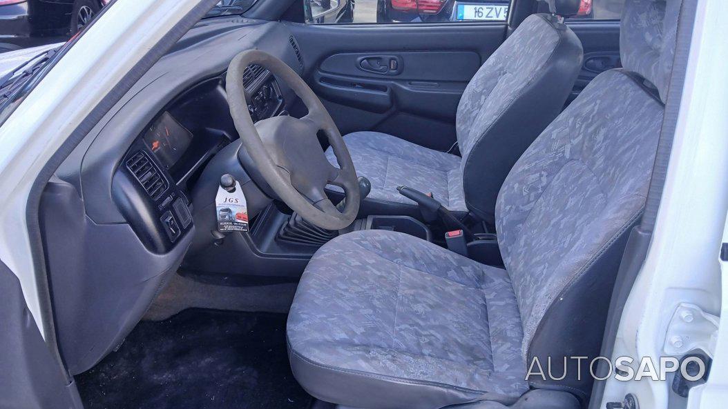 Mitsubishi L200 de 2000