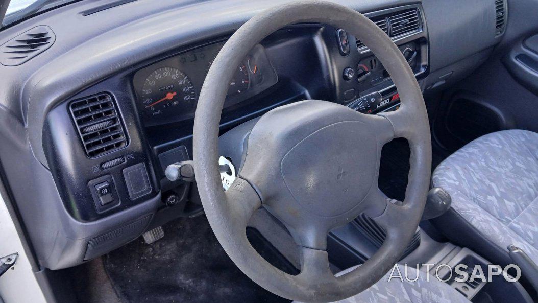 Mitsubishi L200 de 2000