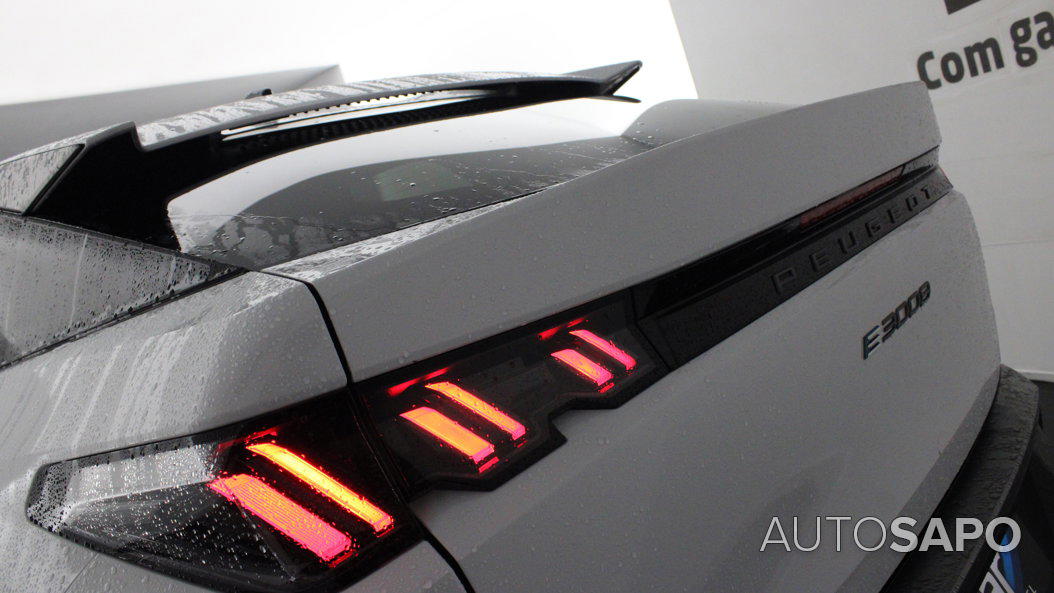 Peugeot e-3008 Allure de 2024