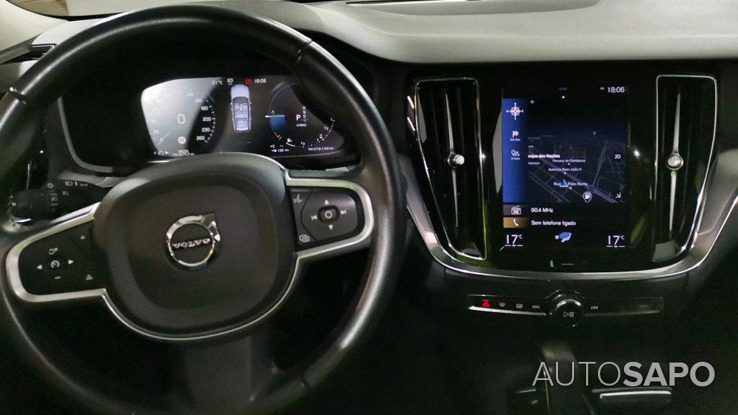 Volvo V60 2.0 T6 AWD R-Design de 2020