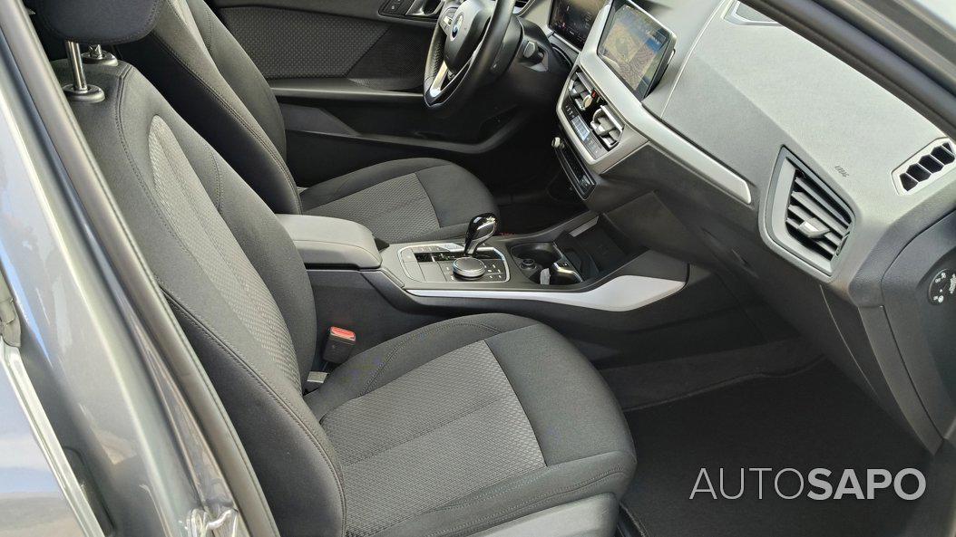 BMW Série 1 118 i Line Sport Auto de 2023