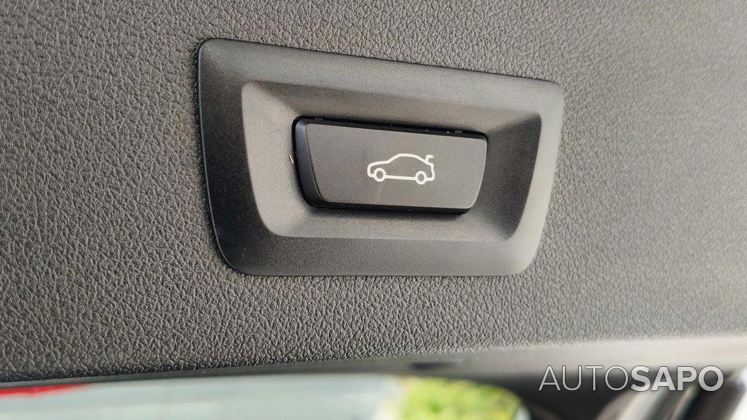 BMW Série 1 118 i Line Sport Auto de 2023