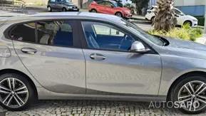 BMW Série 1 118 i Line Sport Auto de 2023