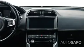 Jaguar XE 2.0 D R-Sport Aut. de 2016