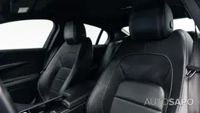 Jaguar XE 2.0 D R-Sport Aut. de 2016