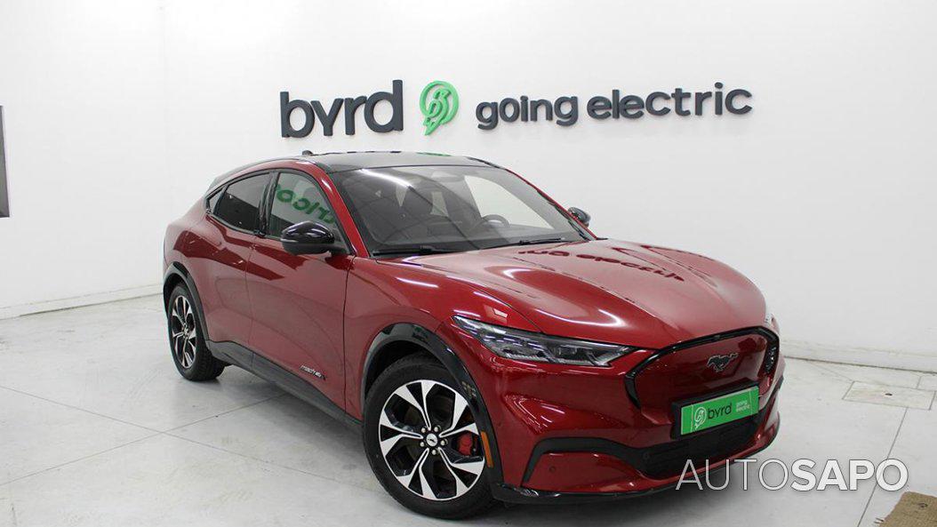 Ford Mustang Mach-E de 2021