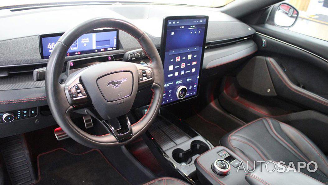 Ford Mustang Mach-E de 2021