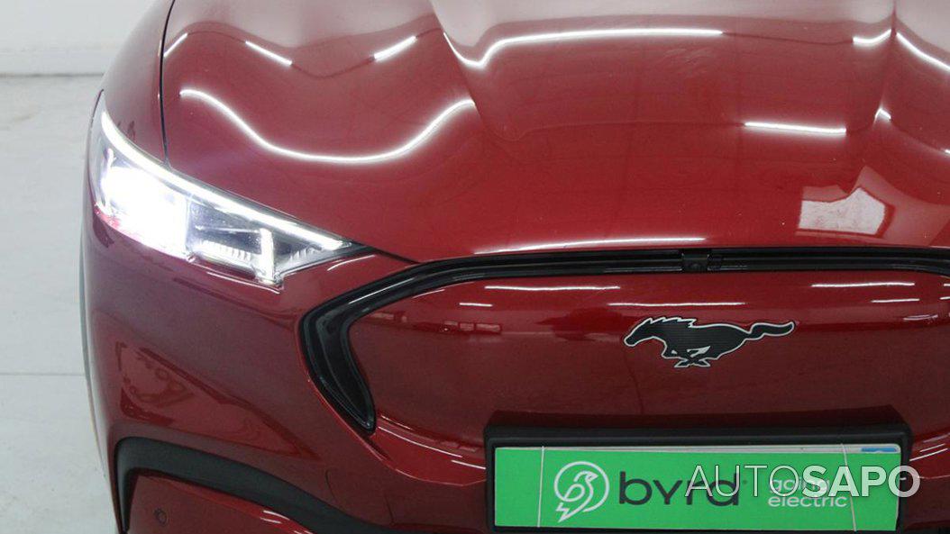 Ford Mustang Mach-E de 2021