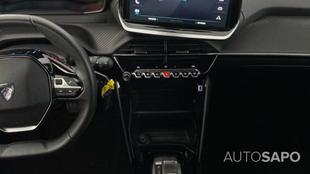 Peugeot e-2008 Active de 2025