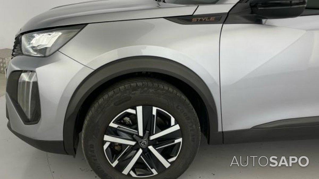 Peugeot e-2008 Active de 2025