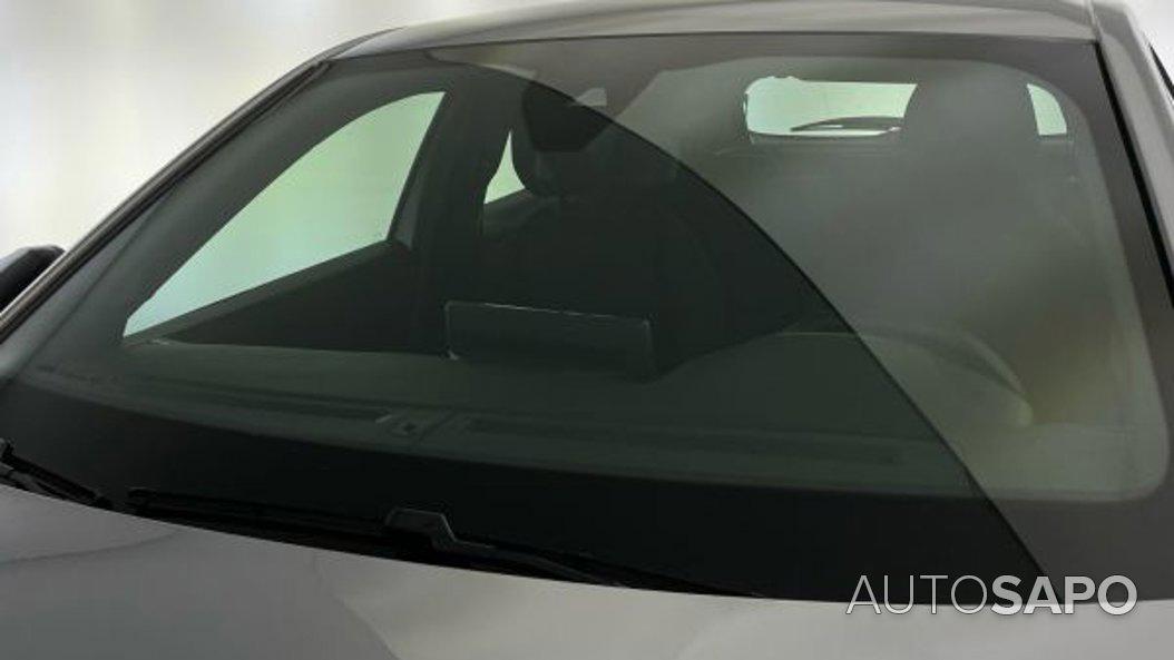 Peugeot e-2008 Active de 2025