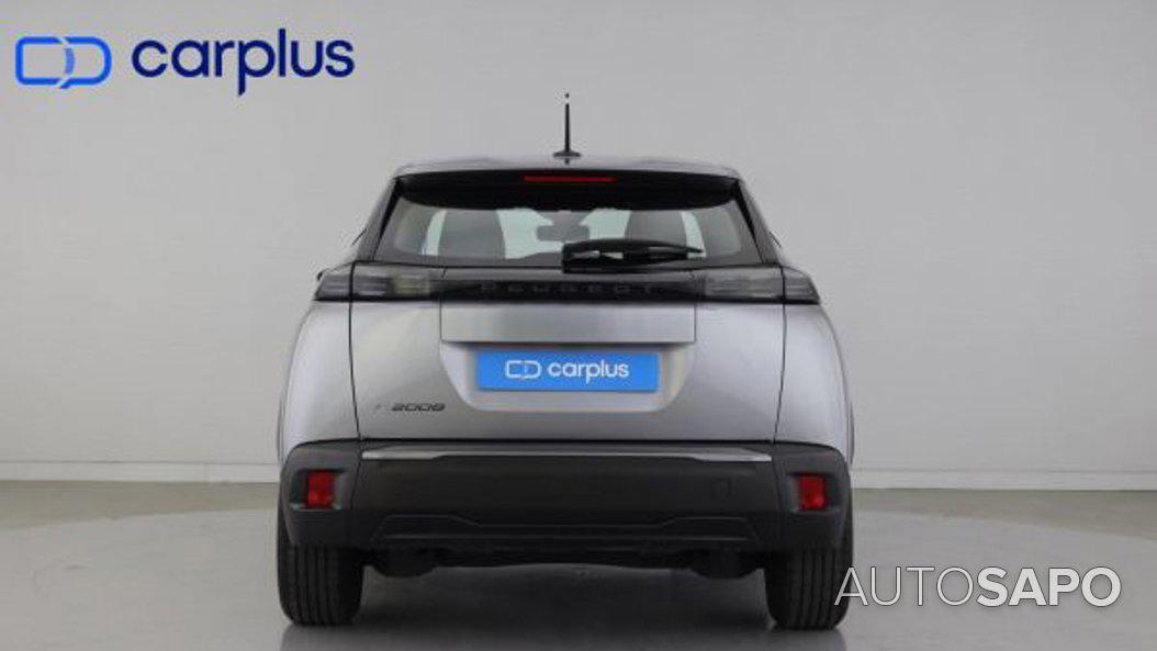 Peugeot e-2008 Active de 2025