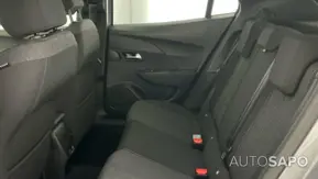 Peugeot e-2008 Active de 2025