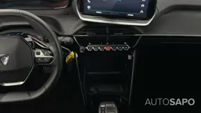 Peugeot e-2008 Active de 2025