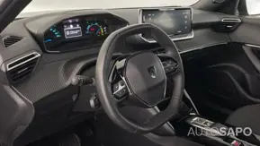 Peugeot e-2008 Active de 2025