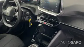 Peugeot e-2008 Active de 2025