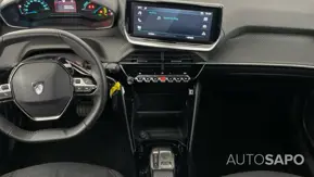 Peugeot e-2008 Active de 2025