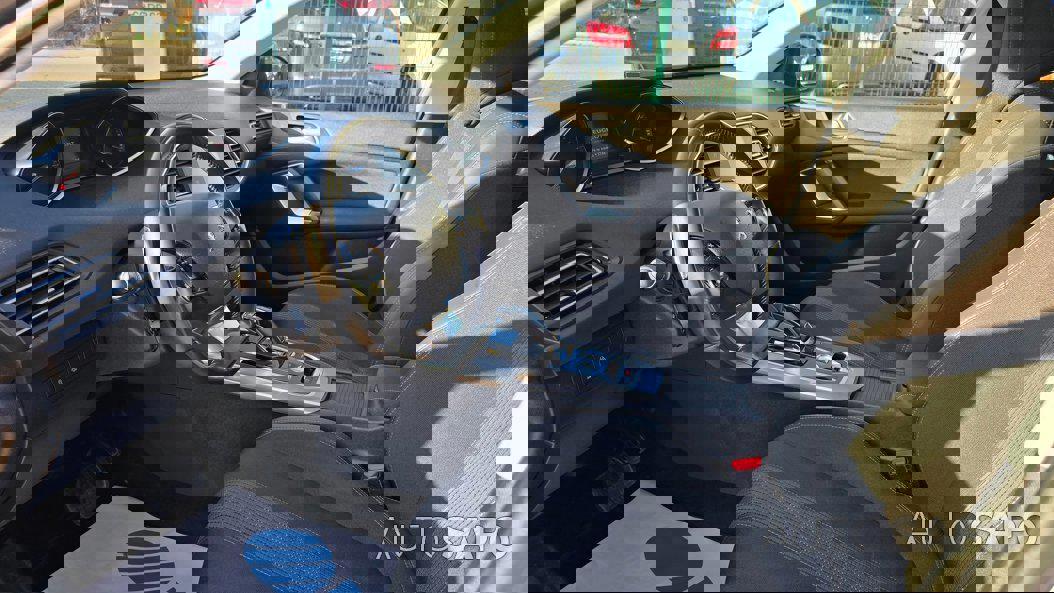 Peugeot 308 1.2 PureTech Allure EAT8 de 2020