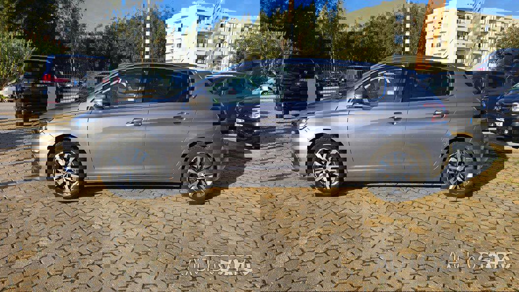 Peugeot 308 1.2 PureTech Allure EAT8 de 2020