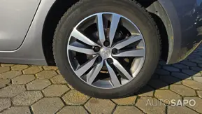 Peugeot 308 1.2 PureTech Allure EAT8 de 2020