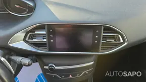 Peugeot 308 1.2 PureTech Allure EAT8 de 2020