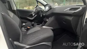 Peugeot 2008 1.2 PureTech Style de 2018