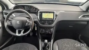 Peugeot 2008 1.2 PureTech Style de 2018