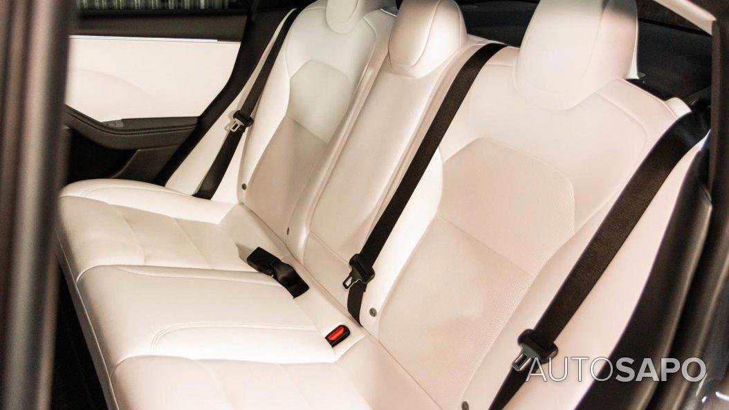 Tesla Model 3 de 2024