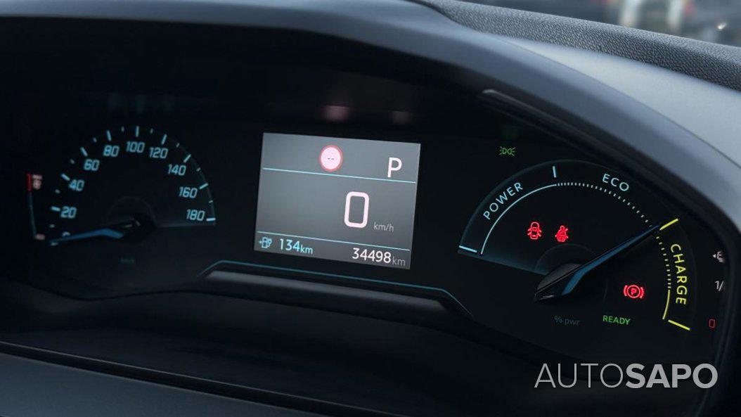 Peugeot e-2008 de 2023