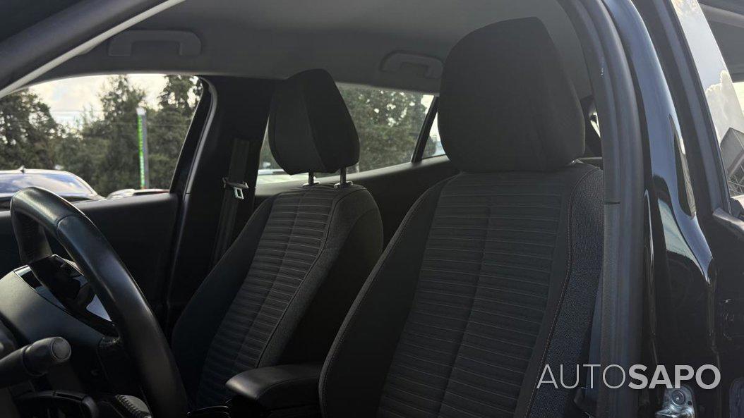 Peugeot e-2008 de 2022