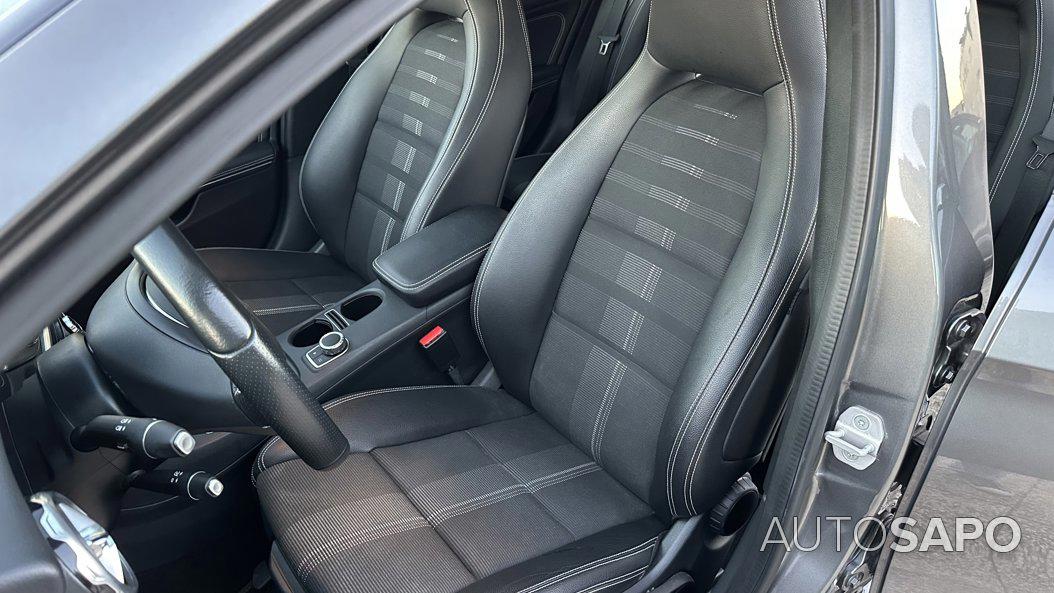 Mercedes-Benz Classe GLA 180 d de 2017