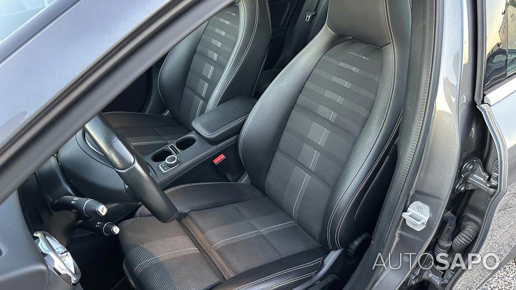Mercedes-Benz Classe GLA 180 d de 2017