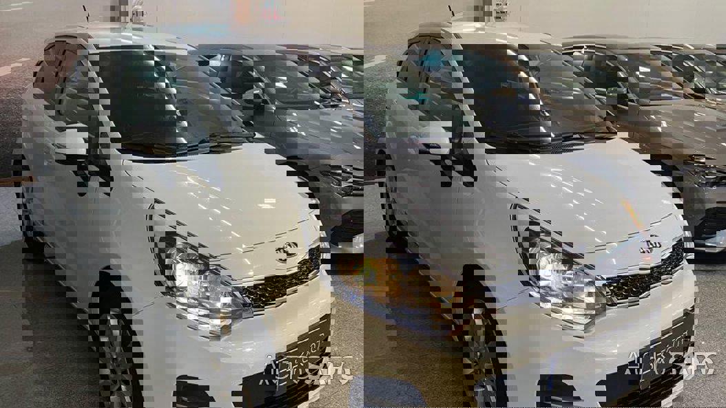Kia Rio 1.2 CVVT Urban de 2016