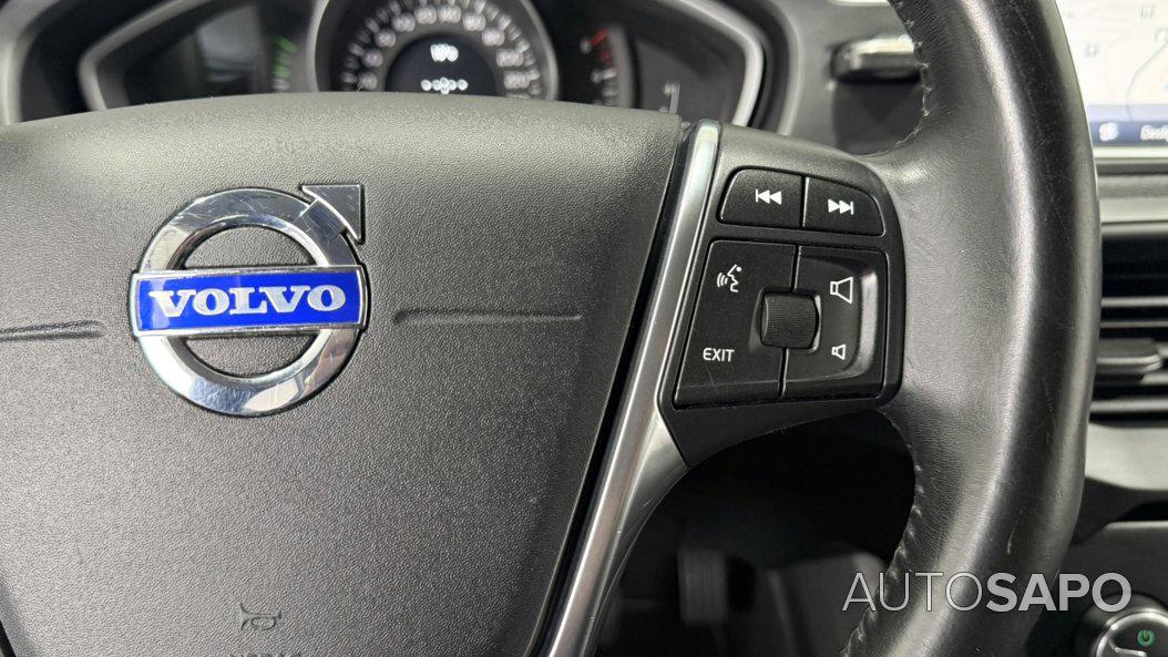 Volvo V40 Cross Country 1.6 D2 Momentum de 2014