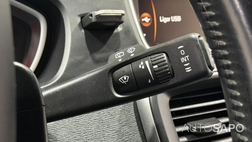 Volvo V40 Cross Country 1.6 D2 Momentum de 2014