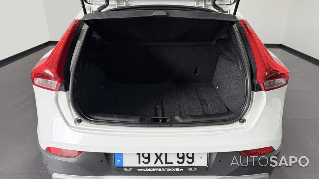 Volvo V40 Cross Country 1.6 D2 Momentum de 2014