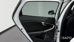 Volvo V40 Cross Country 1.6 D2 Momentum de 2014